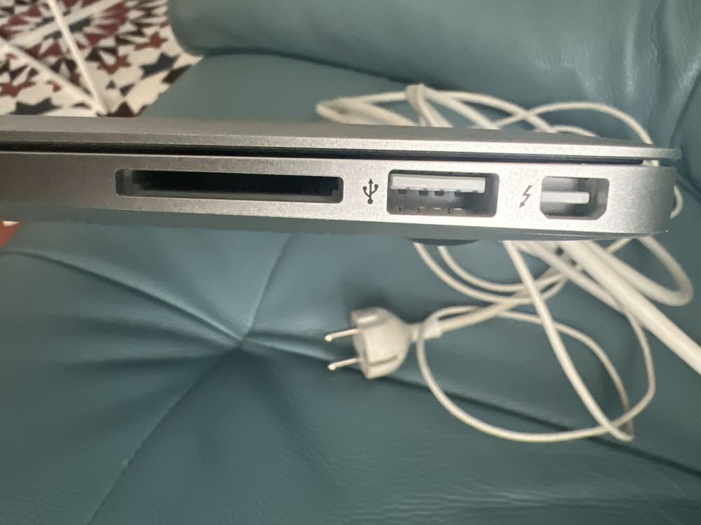 MacBook Air 7,2 intel i5