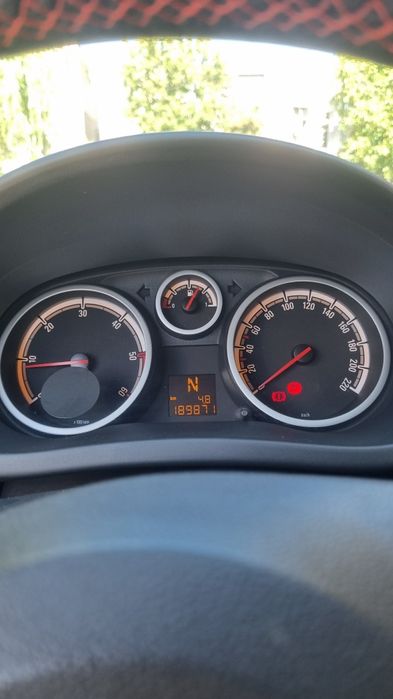 Vand opel corsa s-d 1.3 diesel  automată