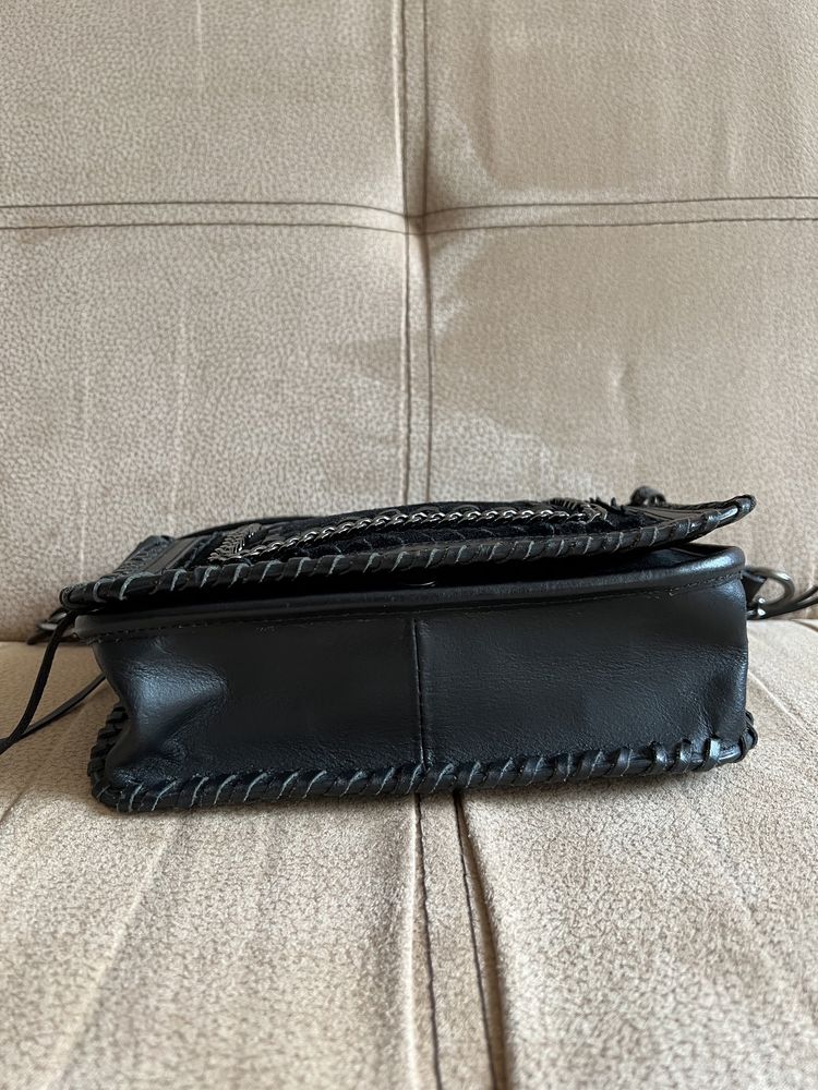 Дамска бежова чанта през рамо естествена кожа, черна Zara