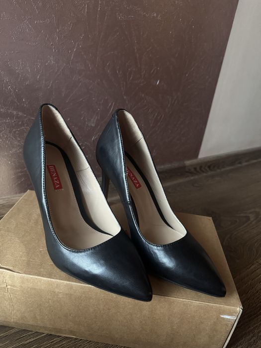 Pantofi Benaza nepurtați