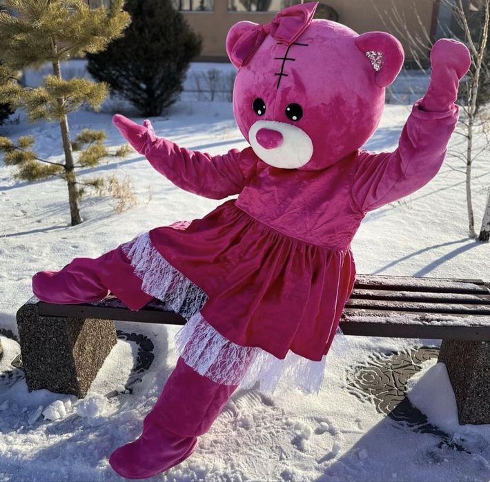 Розовый и серый мишка в аренду