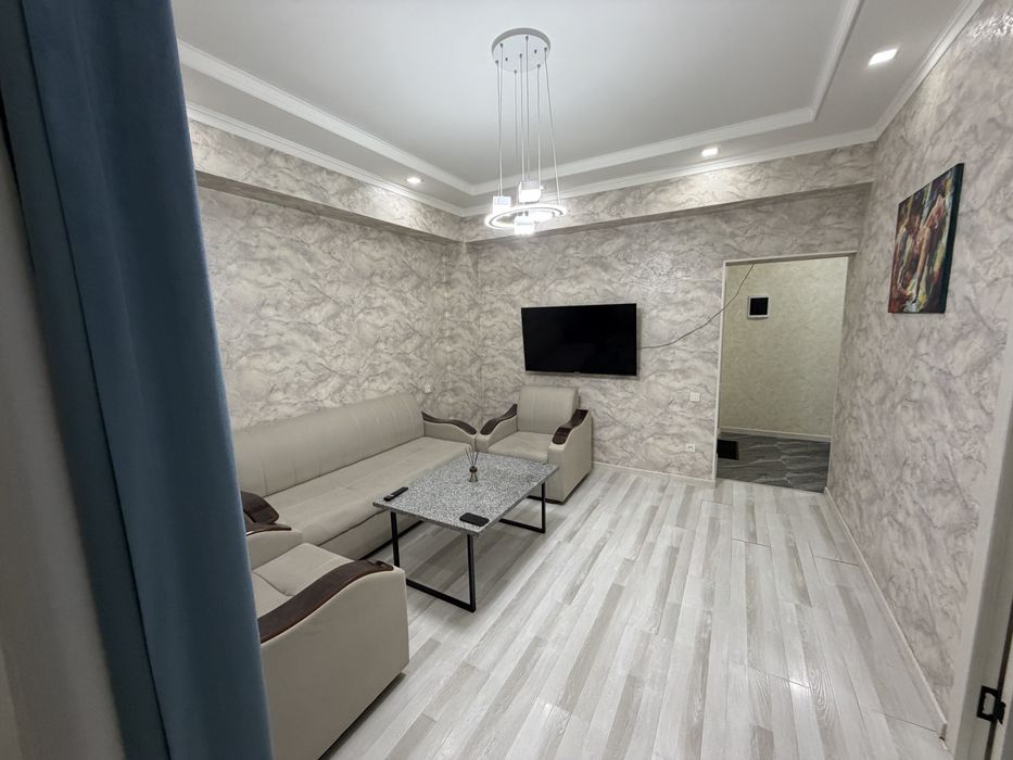 сдам квартиру на против торгового центра Сампи