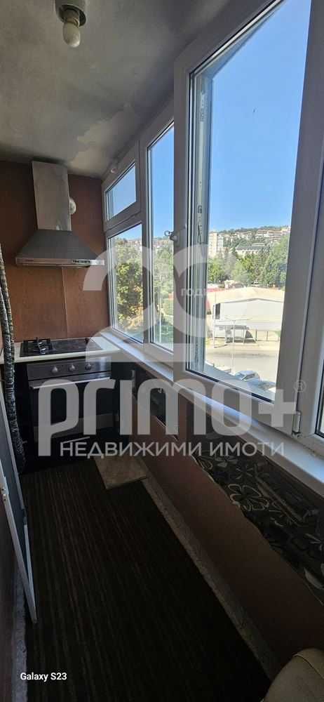 Апартамент с четири стаи до парк Марно поле