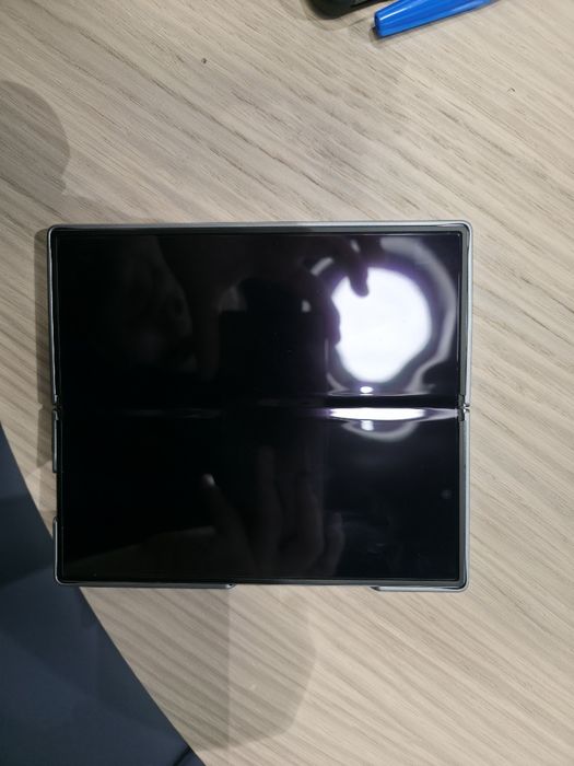 Samsung Galaxy Z Fold 6 256GB – Сив | Отлично състояние