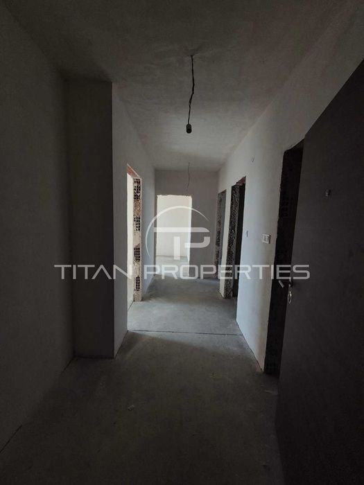 Тристаен апартамент Тракия