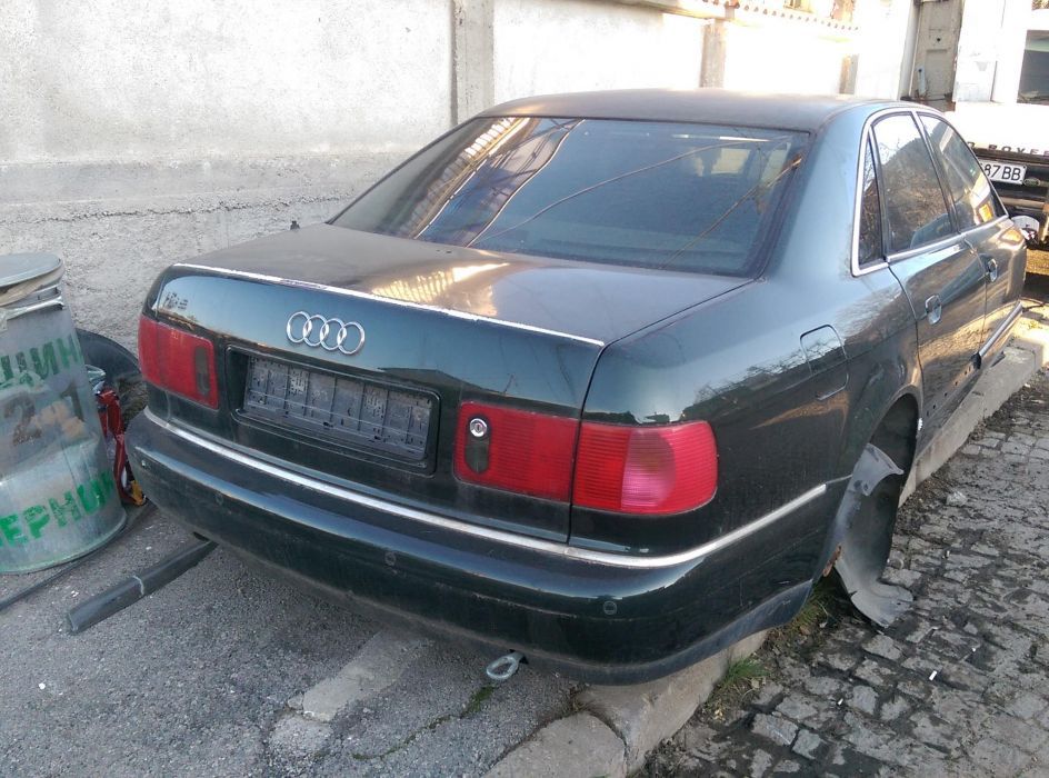 Audi S8 D2 Ауди С8 Д2 на части