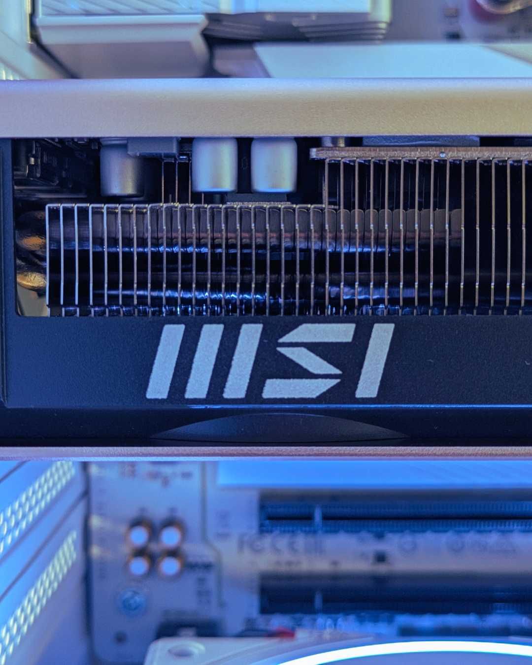 Компьютер системный блок Процессор AMD Ryzen 7 9800X3D / RTX 5070 Ti