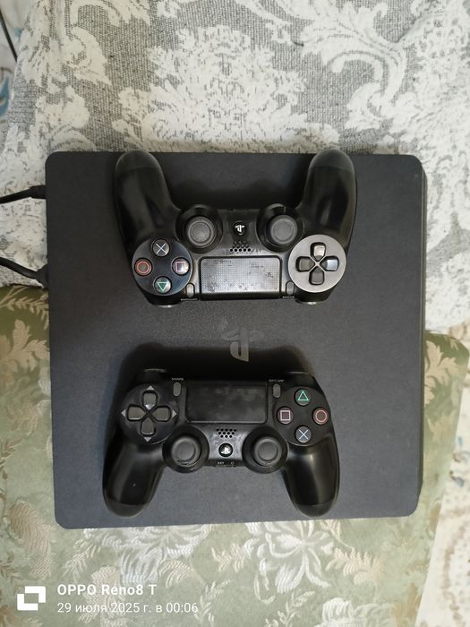 Ппродаю пс 4 7 игр приставке 2 года