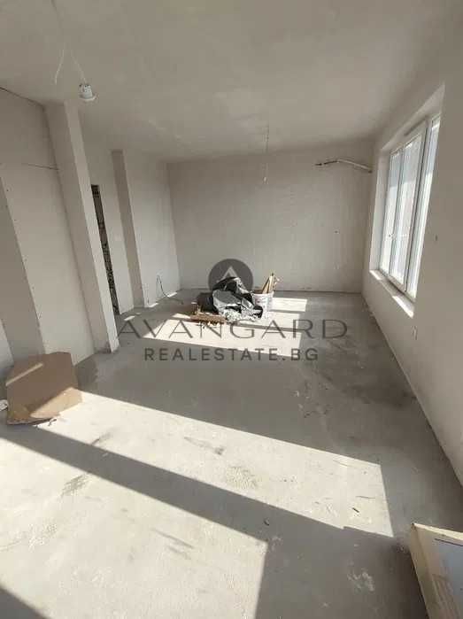 Продава се Двустаен апартамент в Пловдив, Остромила - 80 кв.м за 1363 €/кв.м - Снимка #1