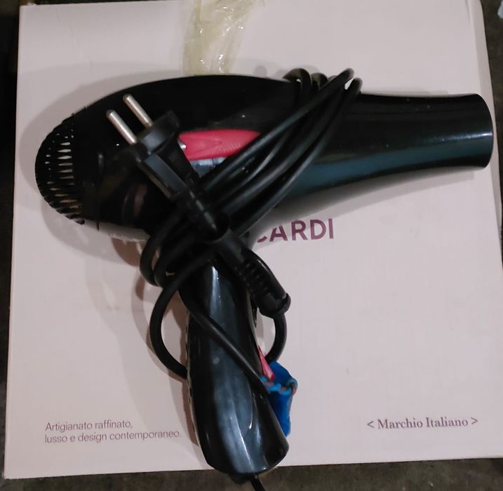 Профессиональный фен