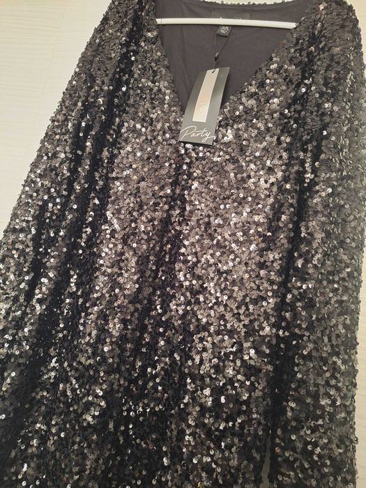 Парти рокля с пайети Нова