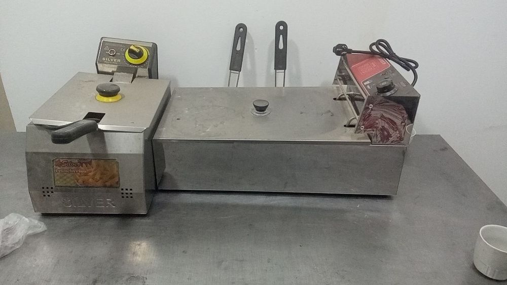 Продаю срочно бытовую технику печь,для перажков и для картошки фри