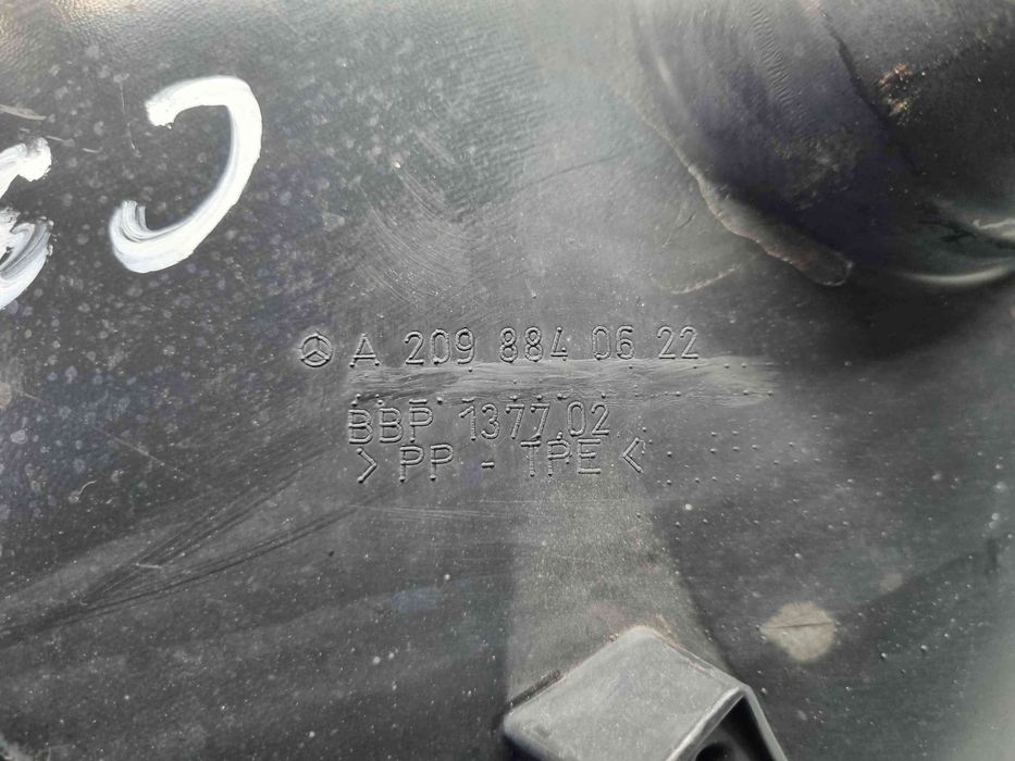 Carenaj roata dreapta fata Mercedes Clasa CLK (C209) [Fabr 2002-2009]