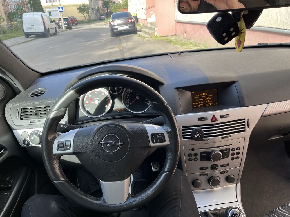 Vand opel asta h 1.9 GTC