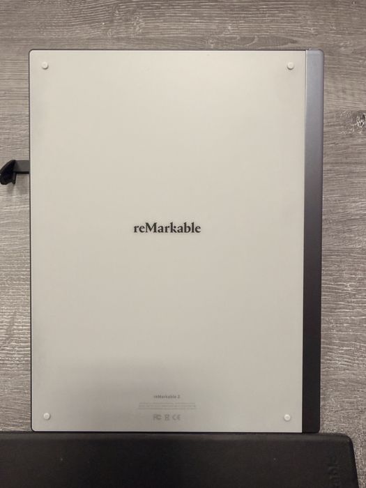 Kindle ReMarkable 2 – stare foarte bună + husă origi