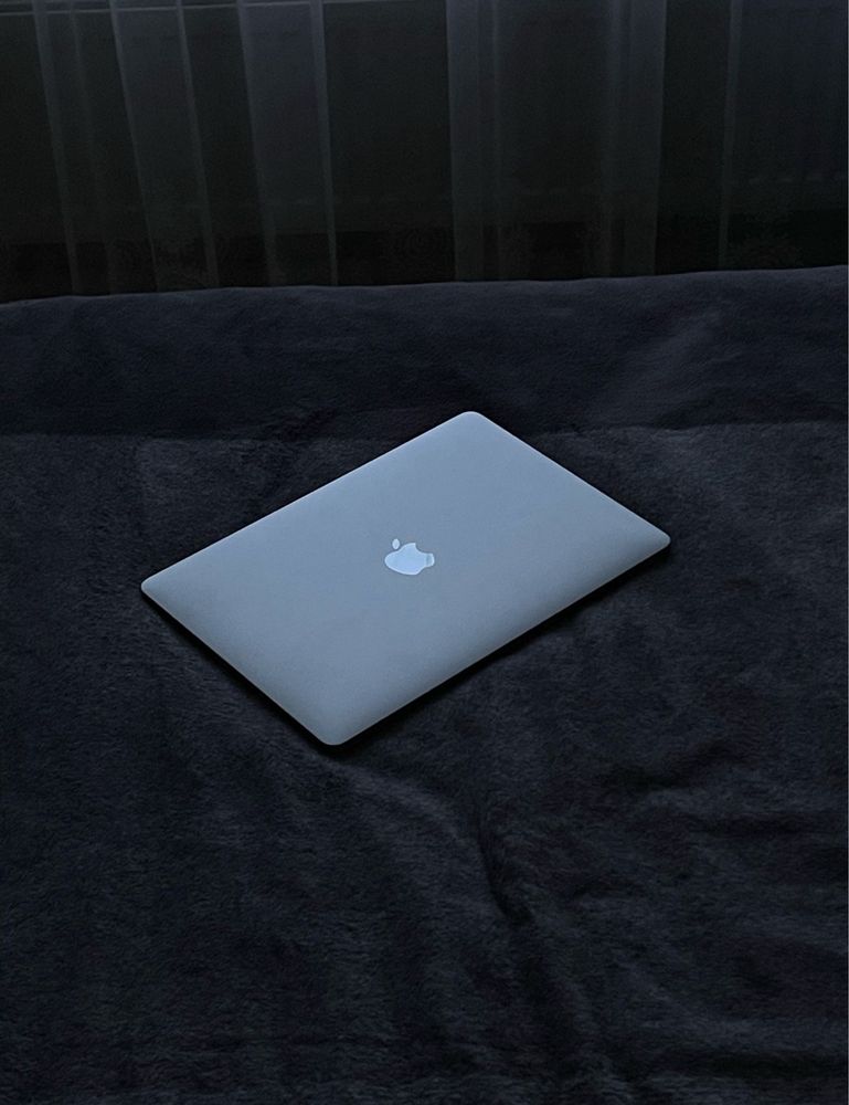 Macbook pro 13 m1 8GB