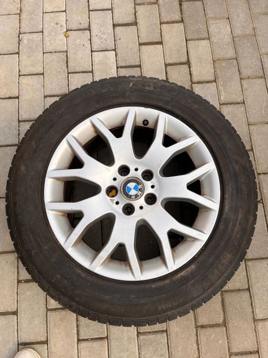 Vând jante cu cauciucuri M+S Continental 255/55R18