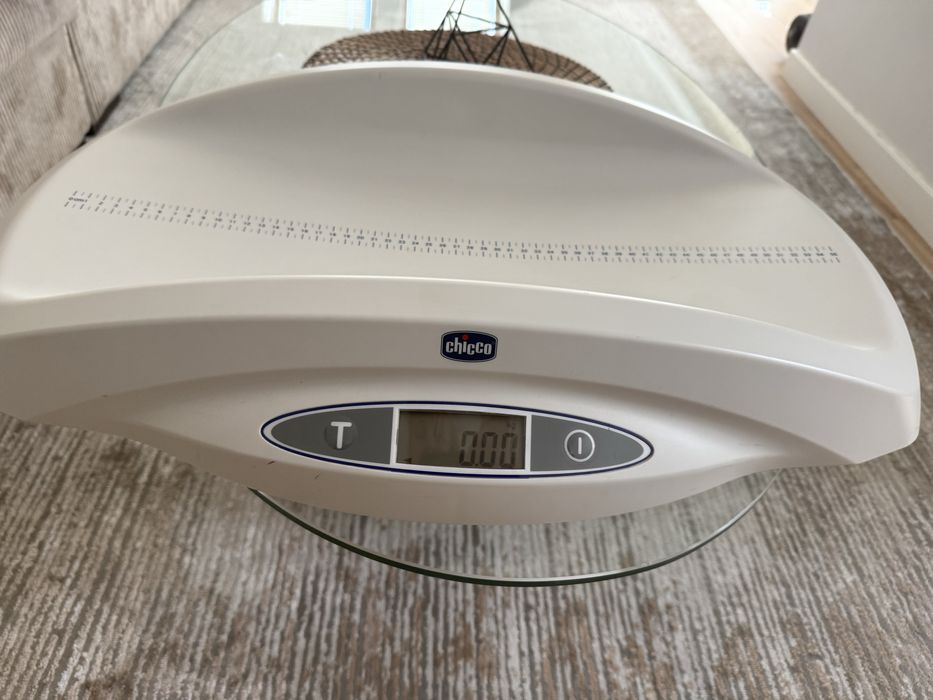 Бебешки Електронен кантар chicco