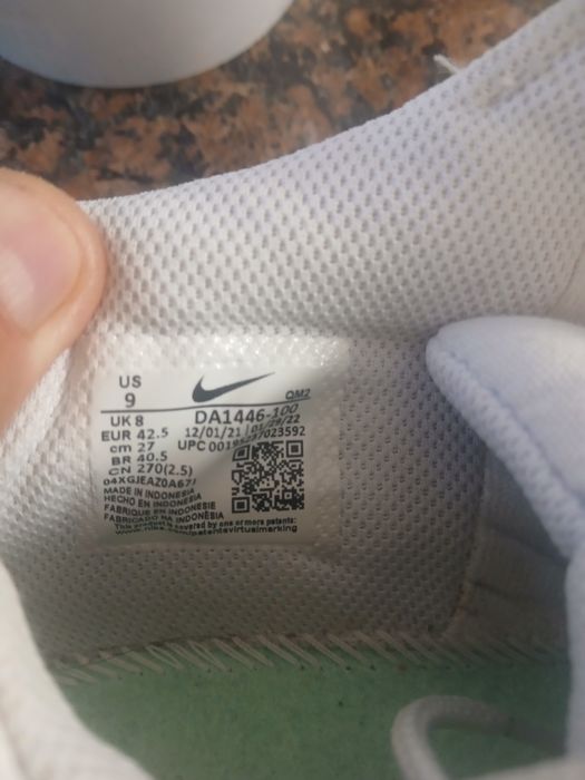 Vând adidasi mărimea 42