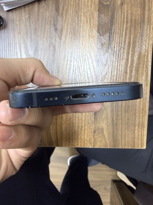 Iphone 13 в хорошем состоянии