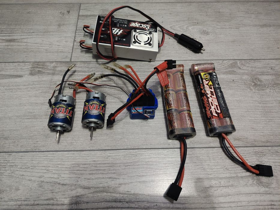 Electronică și motoare traxxas