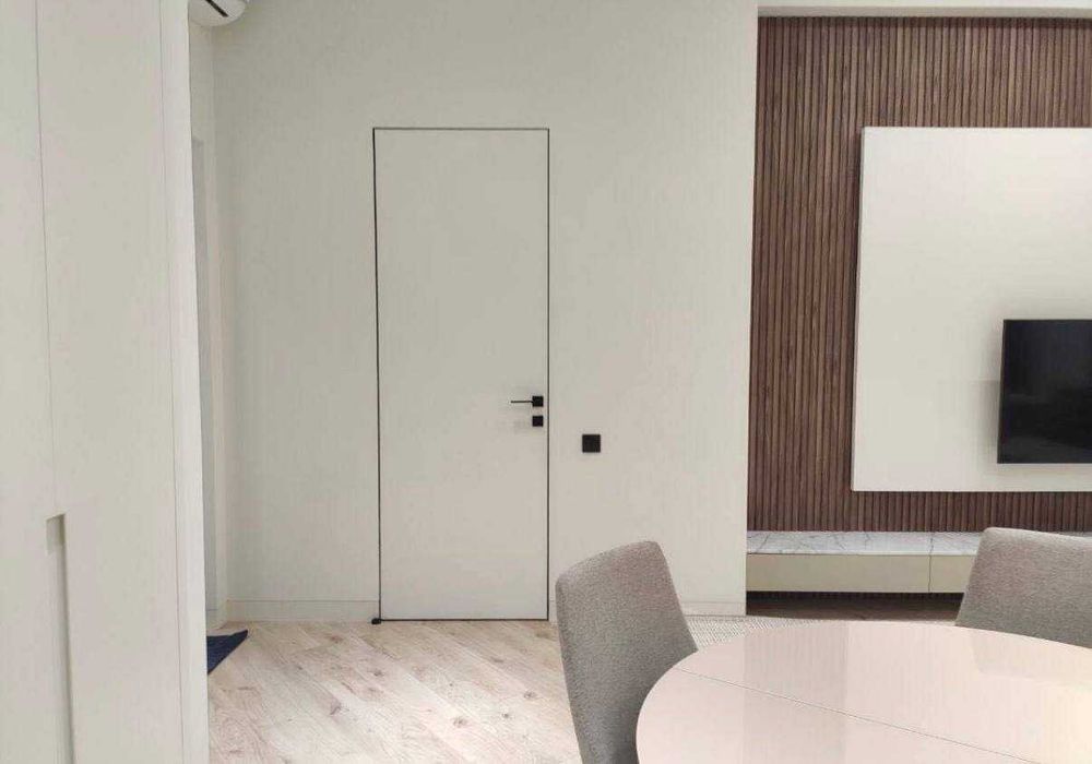 срочно продается новый уютный квартира  + бонус мебел тех и парковка !