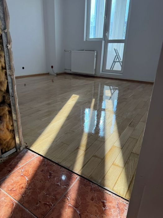 Parchet raschetare dusumea reconditionare scara renovari slefuite