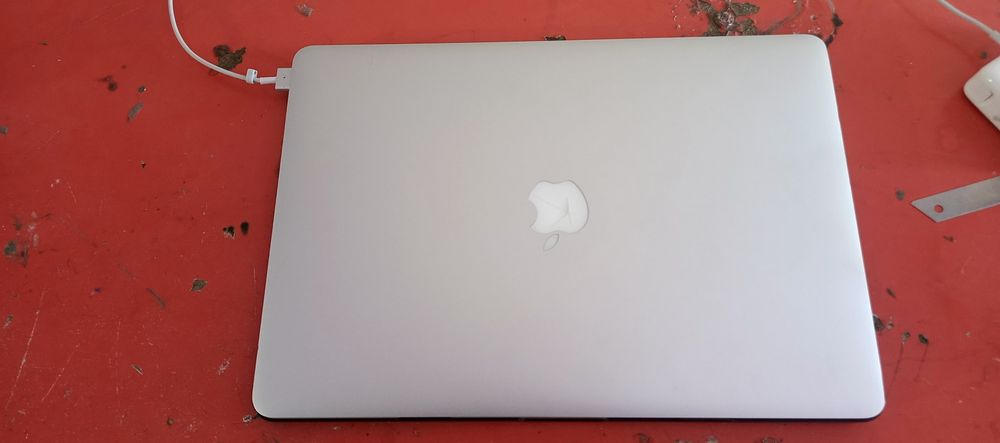 MacBook Pro Mid 15