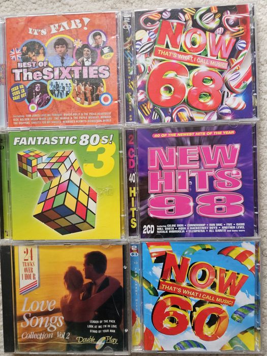 Оригинални компакт дискове от лична колекция