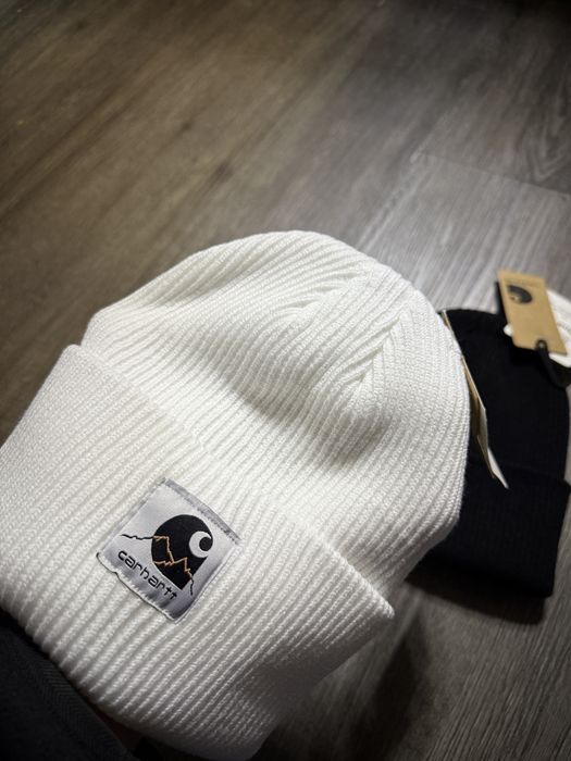 Caciula Fes Carhartt noua/new