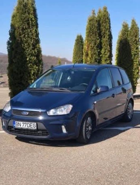 Vând Ford C-max 2009