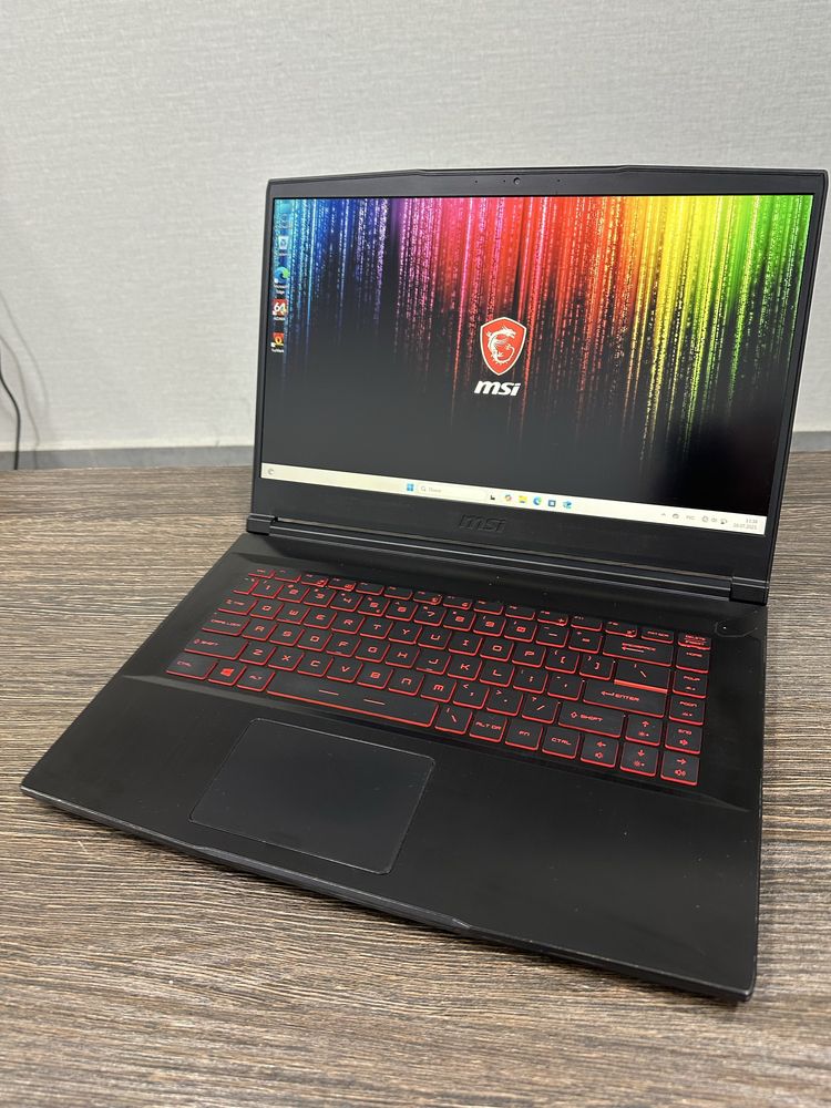 12-ядерный мощный i7 ноутбук MSI для игр и графики