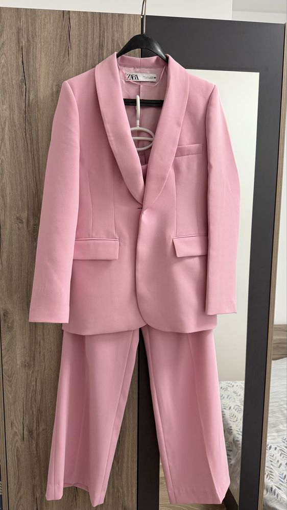Костюм Zara размер S