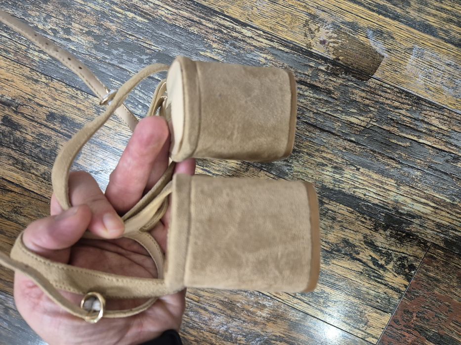 Sandale piele mărimea 39