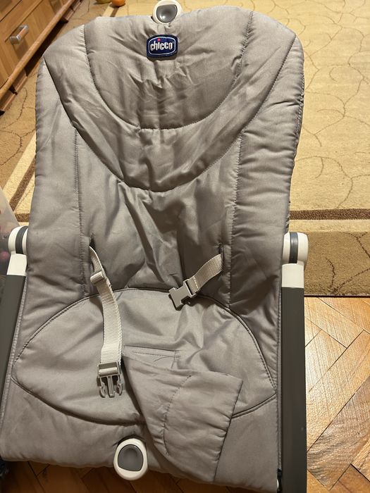 Scaun balansoar pliabil Chicco