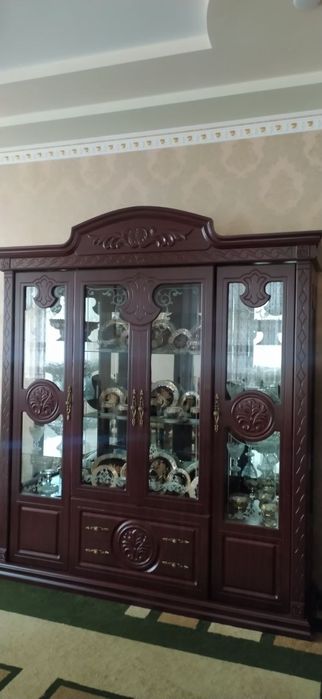 Mebel sotiladi xolati õrta komplekt