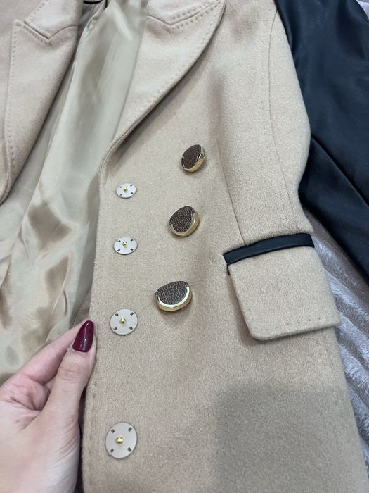 Чисто ново палто Danini