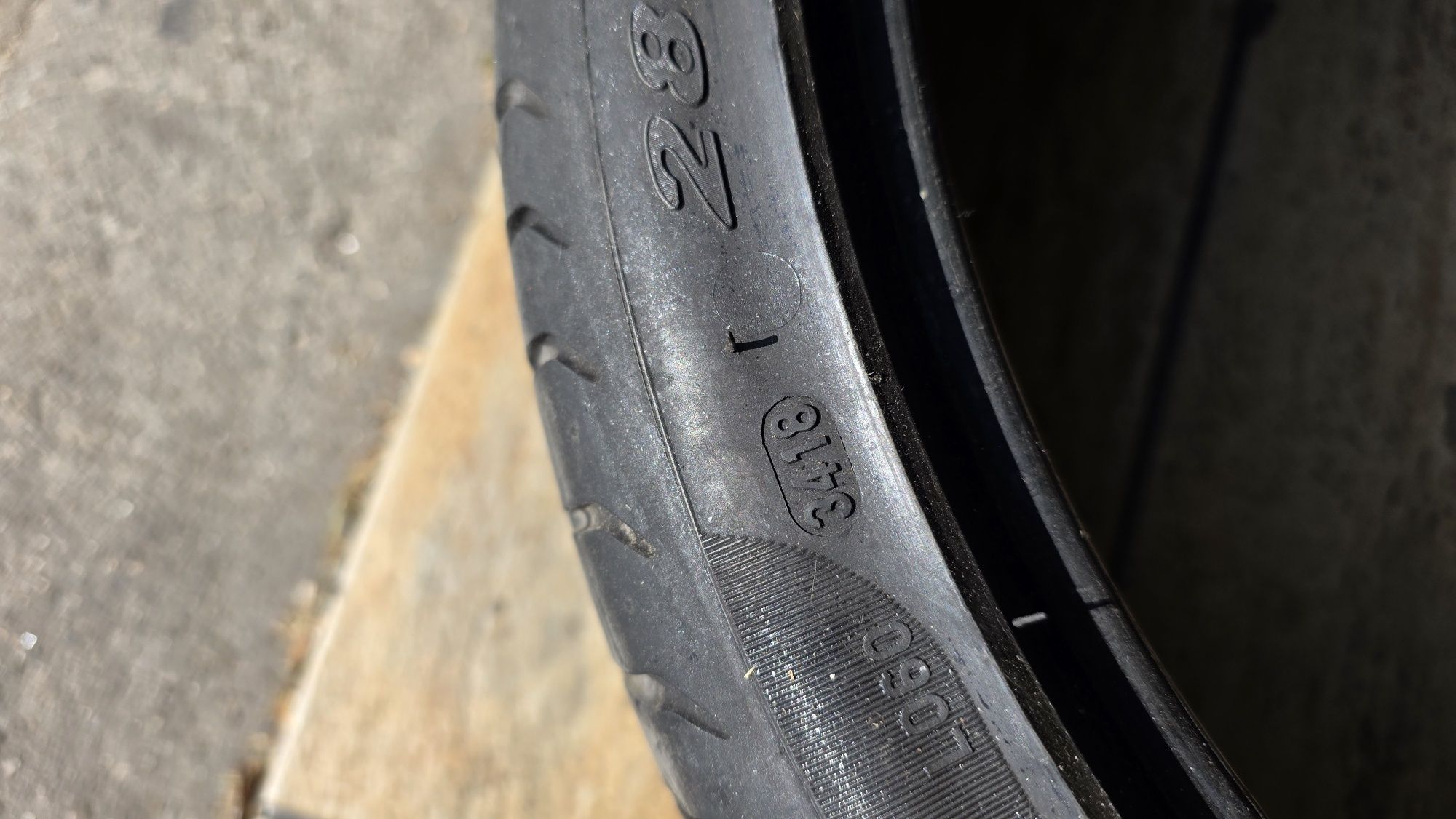 Пирели 285/30 R20