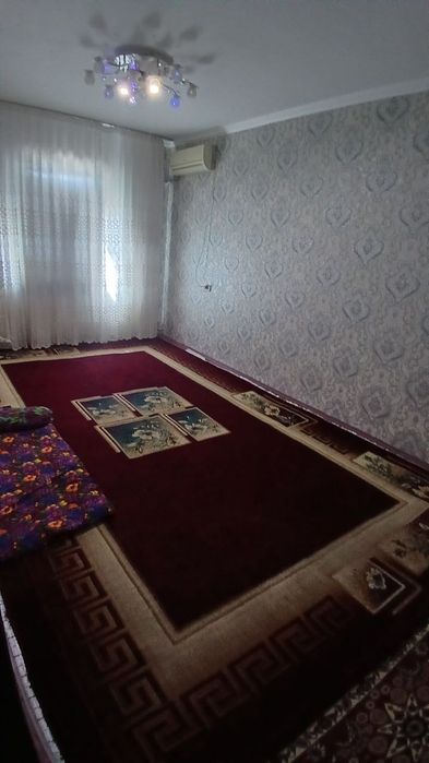 5-мкр.да жойлашган 2 хонали квартира ижарага берилади ОИЛАГА узок мудд