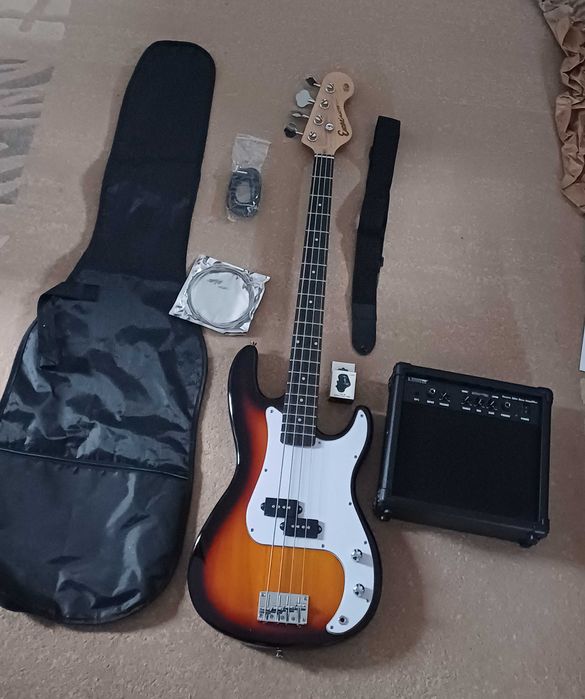 Encore E40 Blaste Bass Guitar