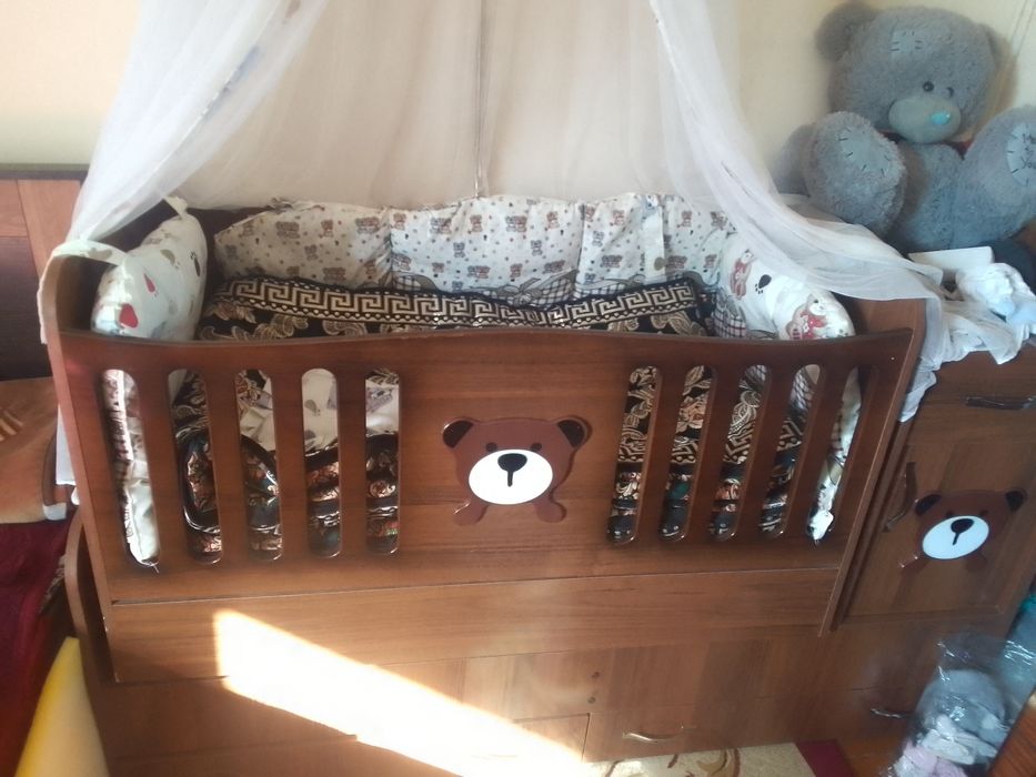 Detski karavot dotiladi