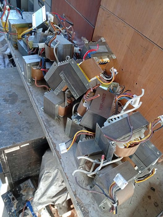 Продам трансформаторы 220\12 вольт