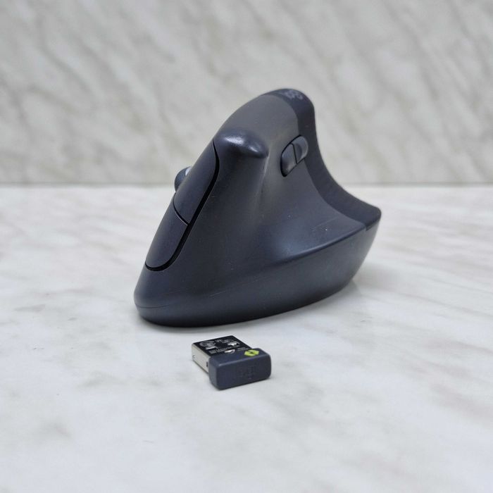 Mouse Logitech Lift Vertical Ergonomic Zeus Amanet Militari