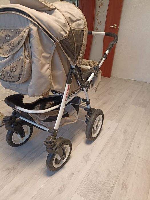 Продам детскую коляску