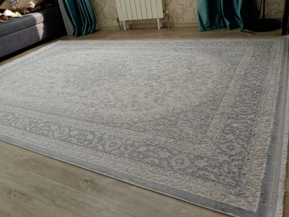 Ковёр (Турция) б/у размер 2/3