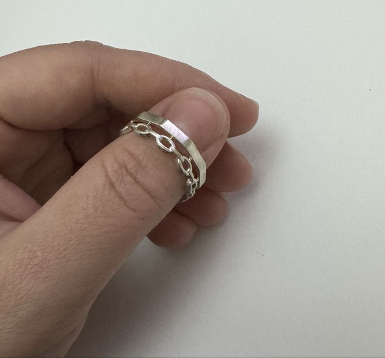 Серебряное кольцо