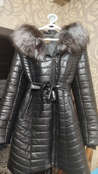 Зимняя тёплая  куртка - парка