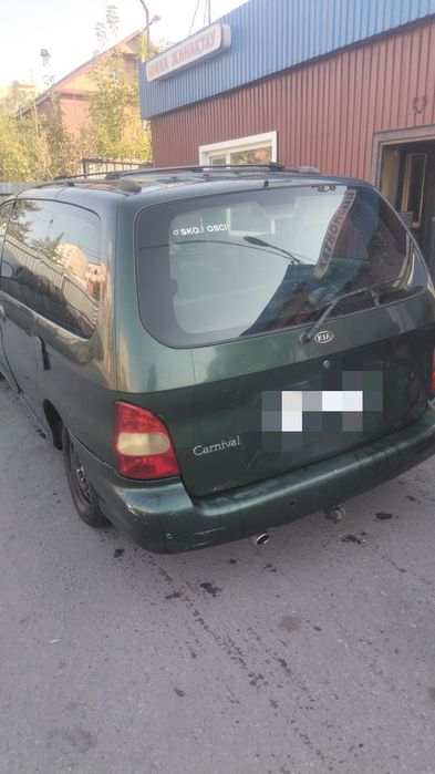 Продам машину 1998 года СРОЧНО !