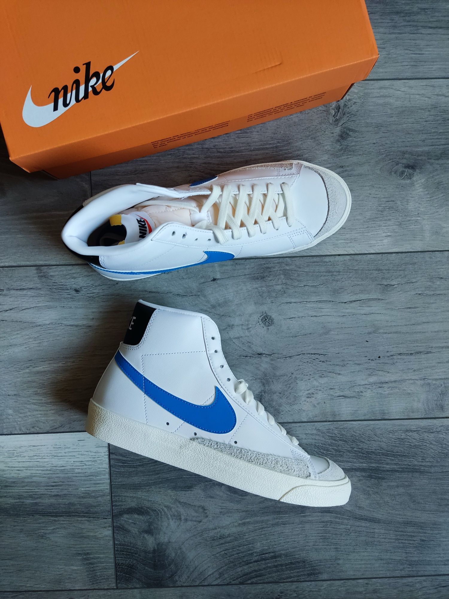 Nike Blazer Mid 77