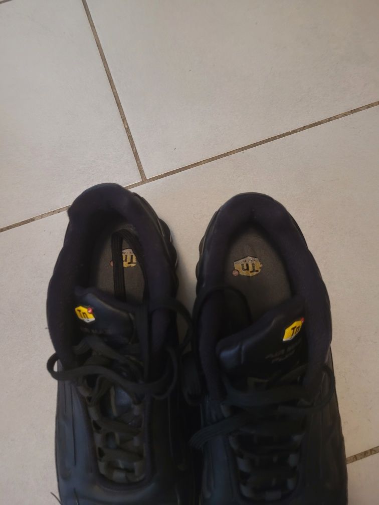 Adidași nike tn negri